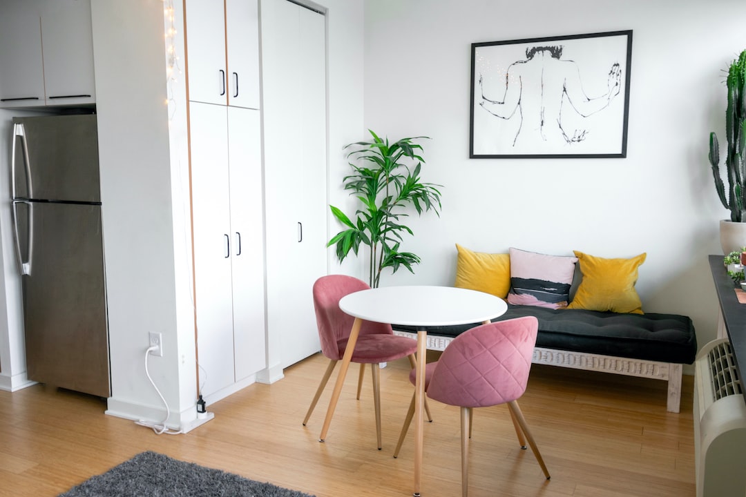 How to Become a Superhost: Secrets of Successful Airbnb Management